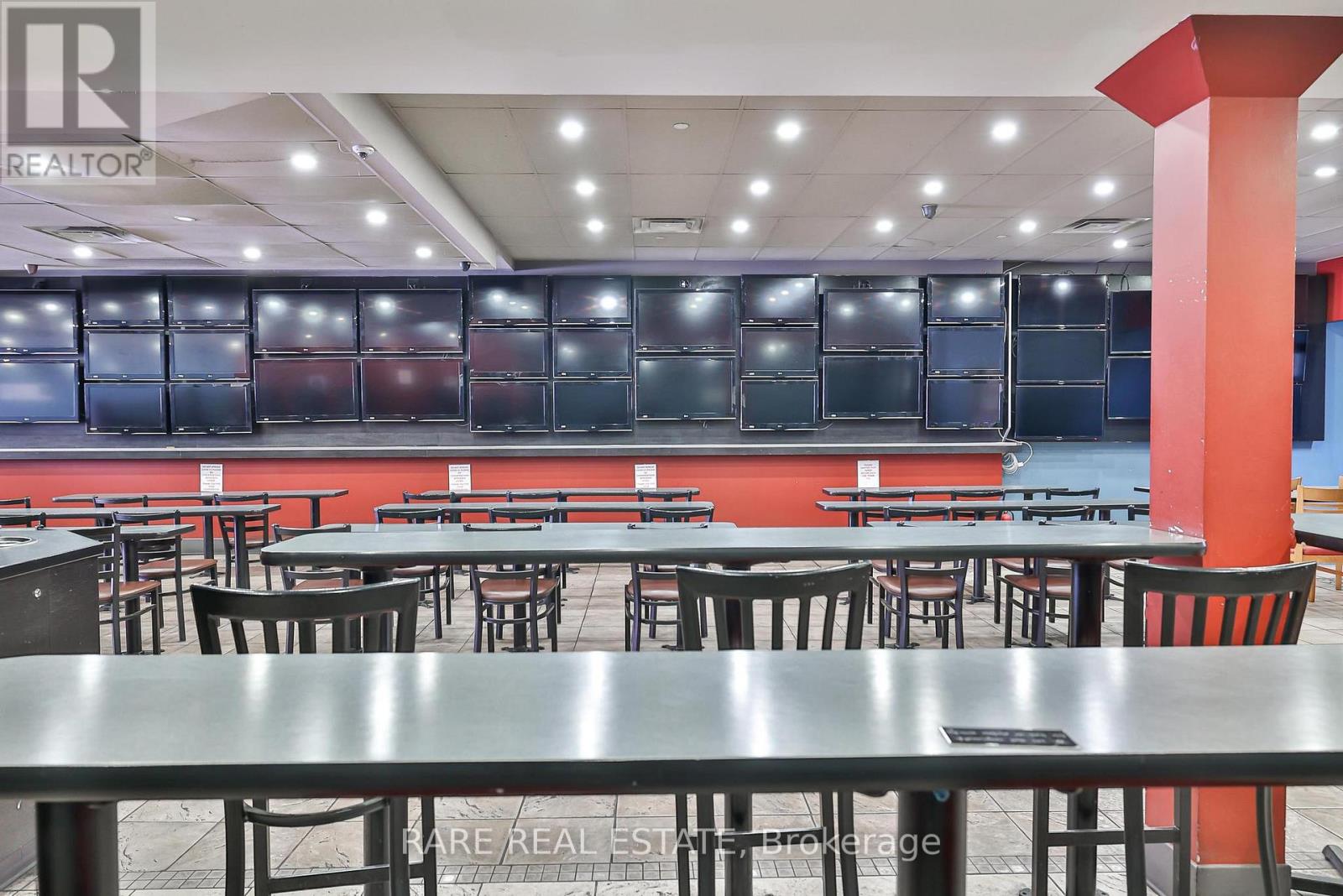 1861 Eglinton Avenue W, Toronto, Ontario M6E 2J3 - Photo 14 - W12548994