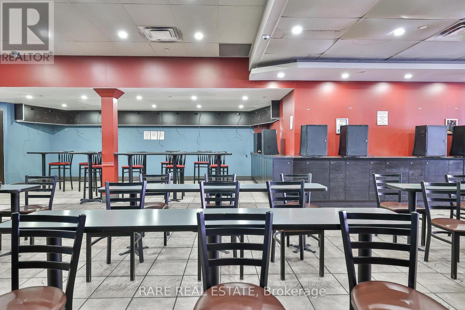 1861 Eglinton Avenue W, Toronto, Ontario M6E 2J3 - Photo 18 - W12548994