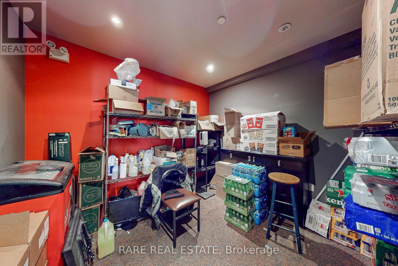 1861 Eglinton Avenue W, Toronto, Ontario M6E 2J3 - Photo 22 - W12548994