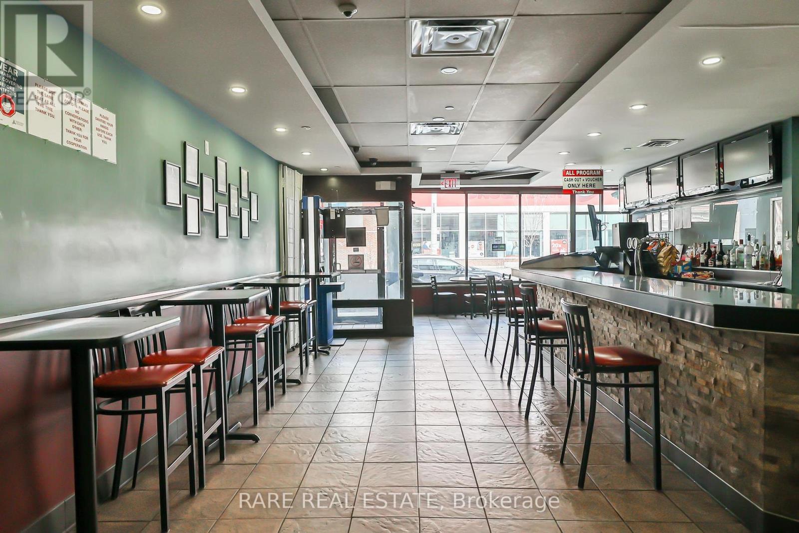 1861 Eglinton Avenue W, Toronto, Ontario M6E 2J3 - Photo 4 - W12548994