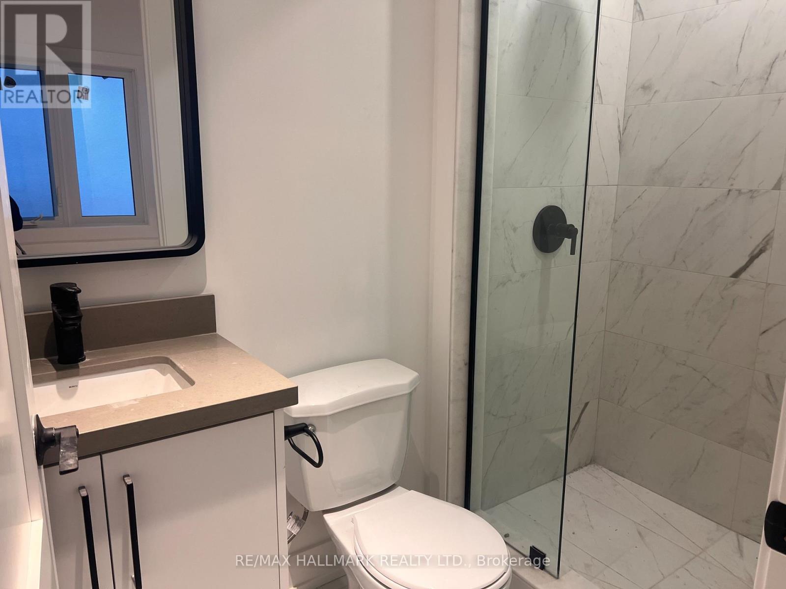 709 Willard Avenue, Toronto, Ontario M6S 3S7 - Photo 2 - W12549002