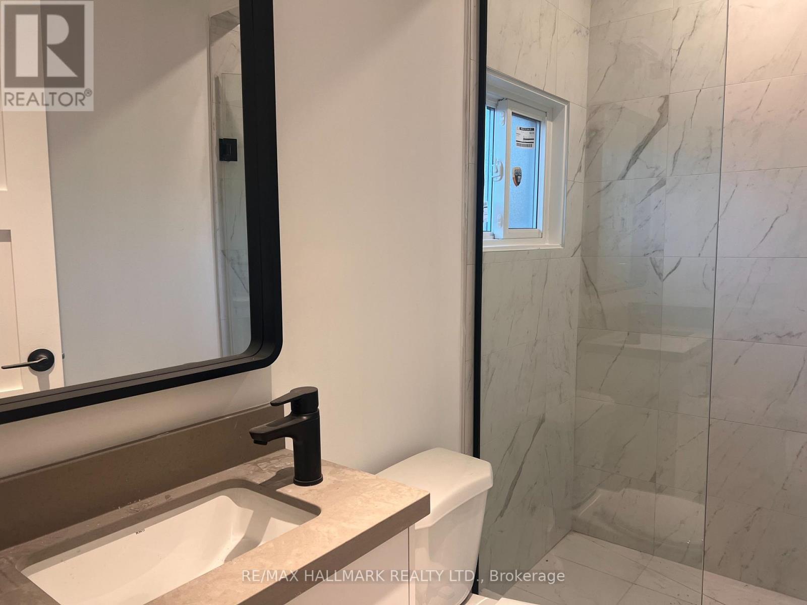 709 Willard Avenue, Toronto, Ontario M6S 3S7 - Photo 3 - W12549002