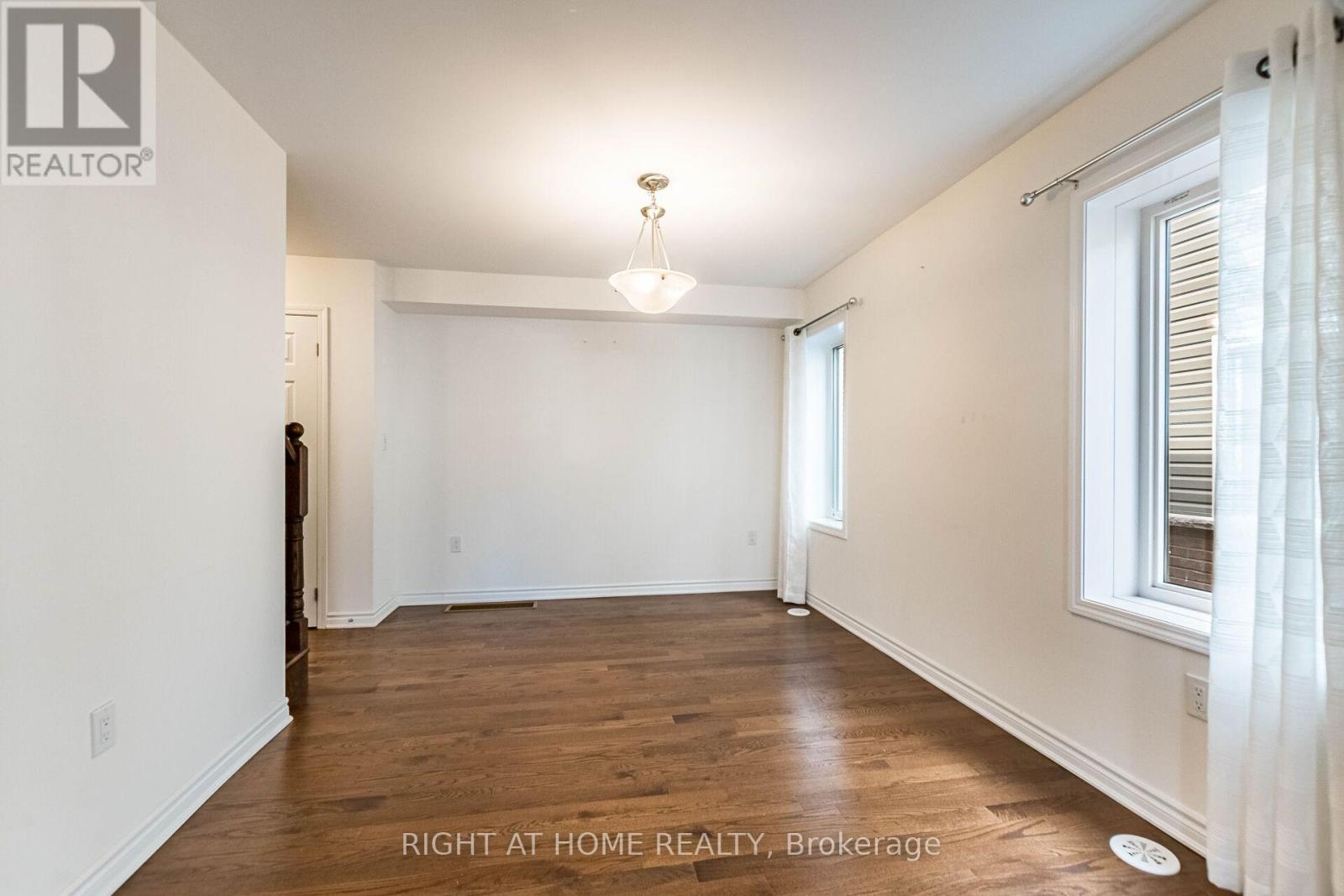 98 - 1000 Asleton Boulevard, Milton, Ontario  L9T 9L4 - Photo 11 - W12410829