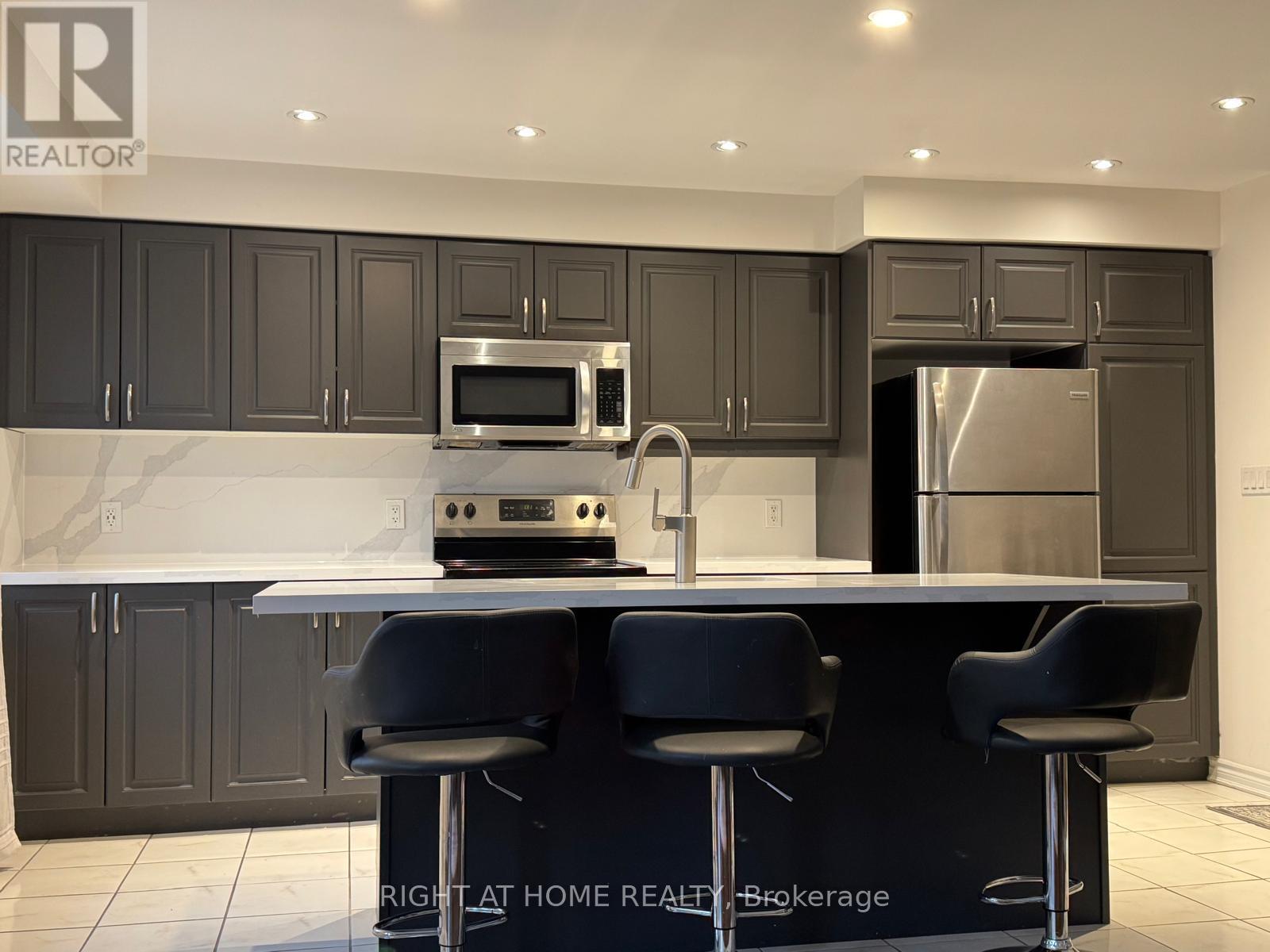 98 - 1000 Asleton Boulevard, Milton, Ontario  L9T 9L4 - Photo 22 - W12410829