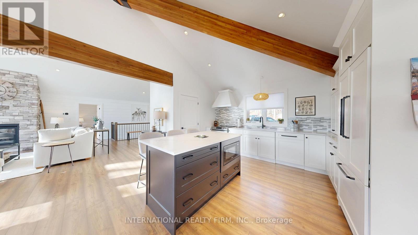 1073 Watson Road, Lake Of Bays, Ontario P0B 0A3 - Photo 13 - X12549000