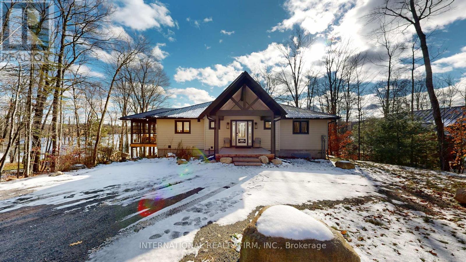 1073 Watson Road, Lake Of Bays, Ontario P0B 0A3 - Photo 2 - X12549000