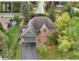 32 DICKINSON Court, Elora, Ontario