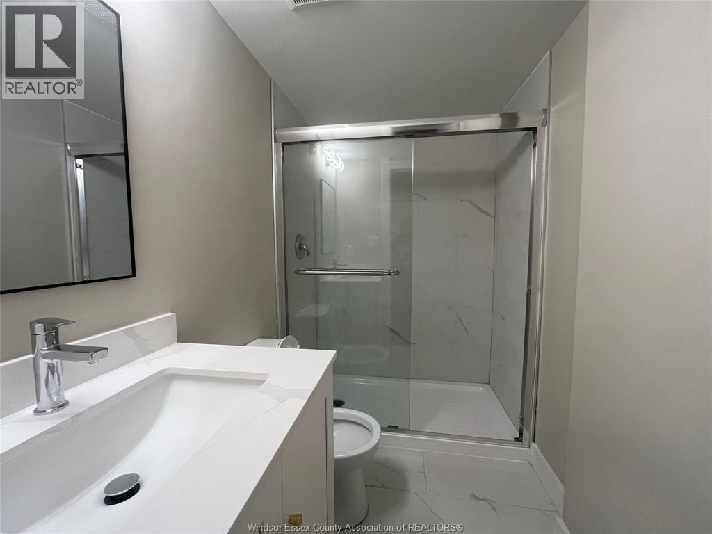 917 Mckay Unit# 2–m-R1, Windsor, Ontario N9B 2A4 - Photo 14 - 25027024