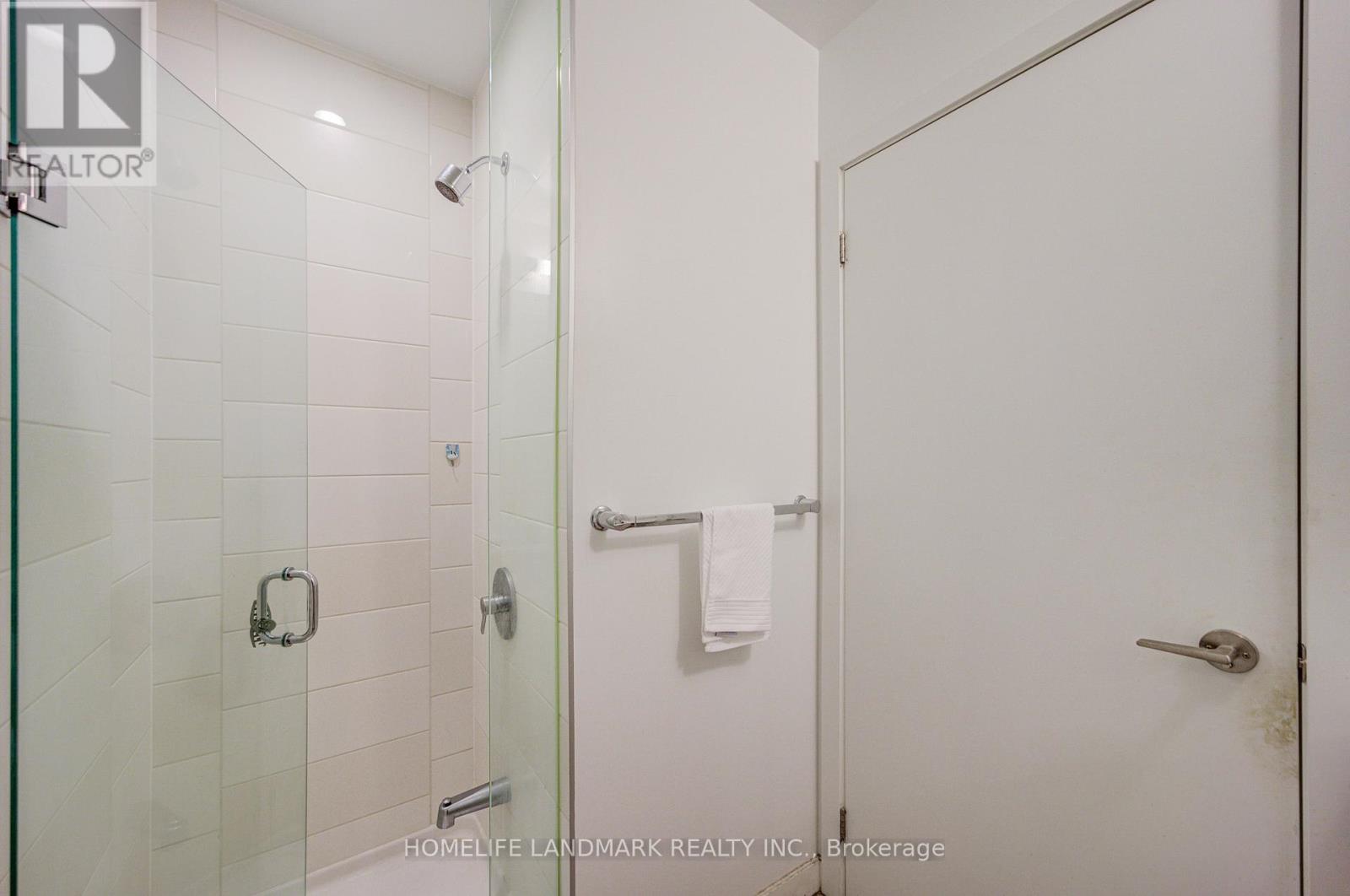 302 - 50 Forest Manor Road, Toronto, Ontario  M2J 0E3 - Photo 12 - C12549010