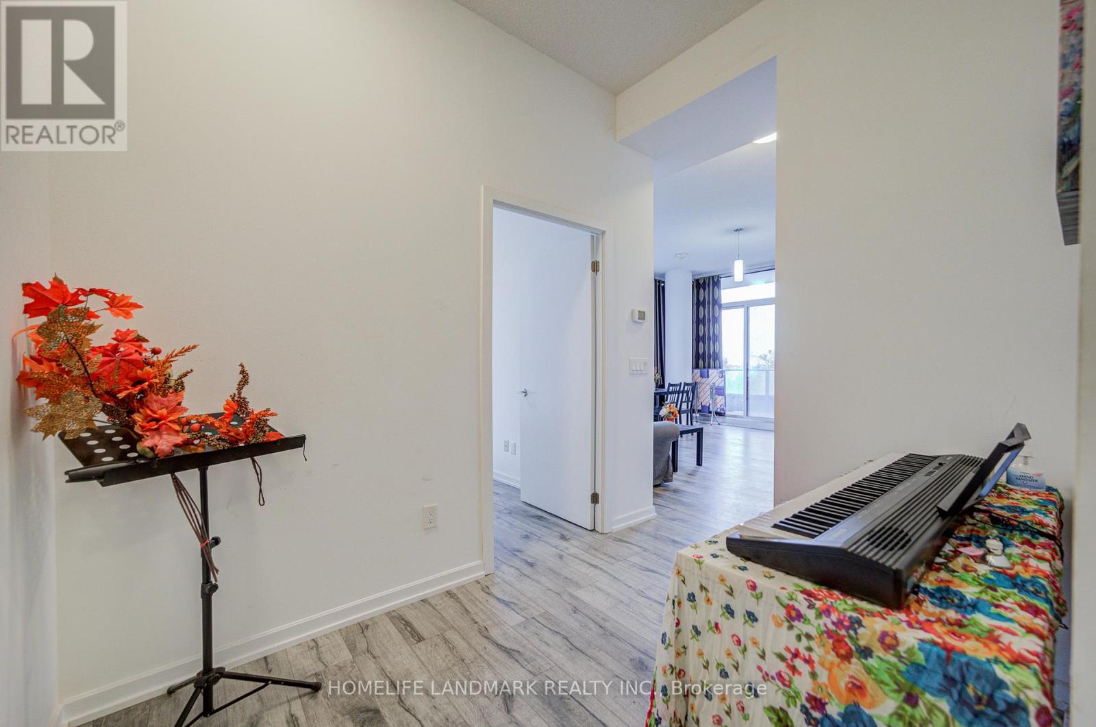 302 - 50 Forest Manor Road, Toronto, Ontario  M2J 0E3 - Photo 13 - C12549010