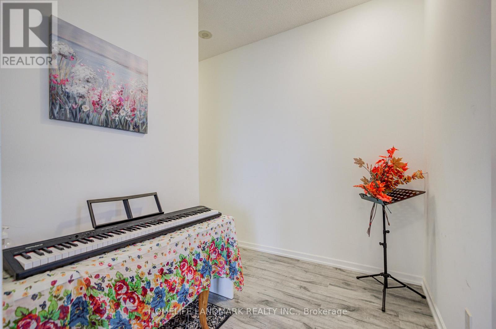 302 - 50 Forest Manor Road, Toronto, Ontario  M2J 0E3 - Photo 14 - C12549010