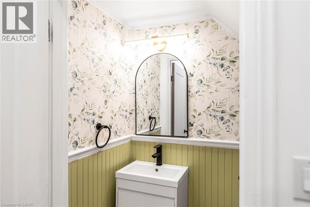 48 Aikman Avenue, Hamilton, Ontario L8M 1P7 - Photo 13 - 40787960