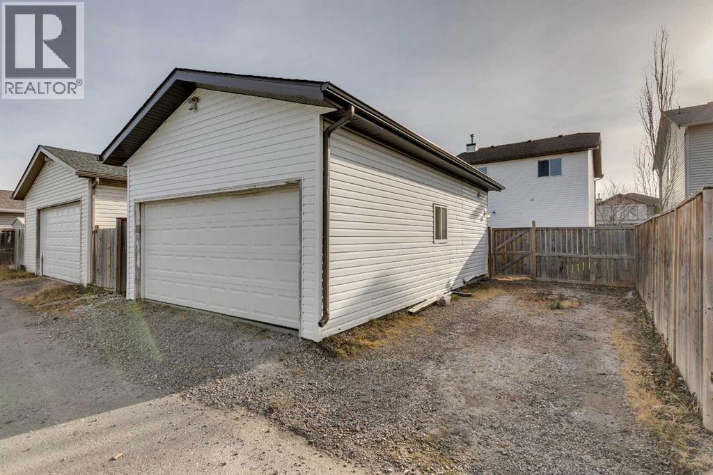 228 Luxstone Place Sw, Airdrie, Alberta  T4B 3C1 - Photo 27 - A2270764