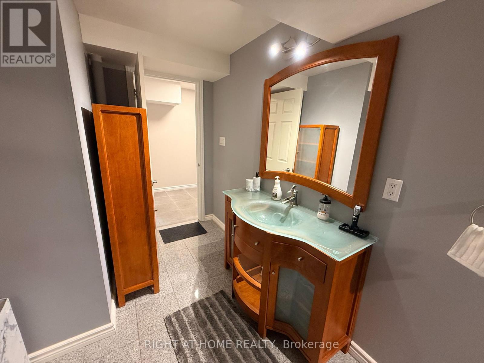 Lower Level - 24 Sawston Circle, Brampton, Ontario  L7A 2N8 - Photo 13 - W12543726