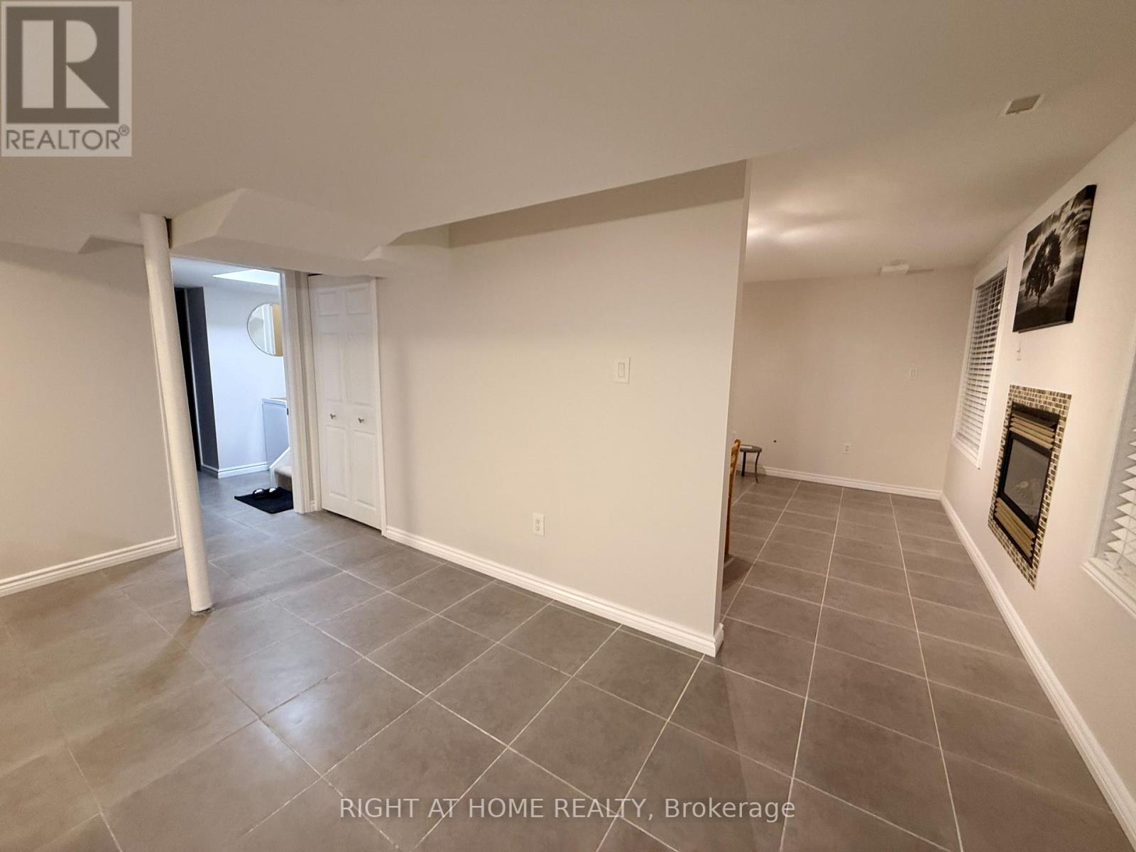 Lower Level - 24 Sawston Circle, Brampton, Ontario  L7A 2N8 - Photo 7 - W12543726