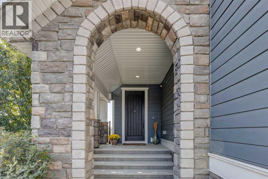 161 Kingsmere Cove Se, Airdrie, Alberta  T4A 0S5 - Photo 3 - A2257615