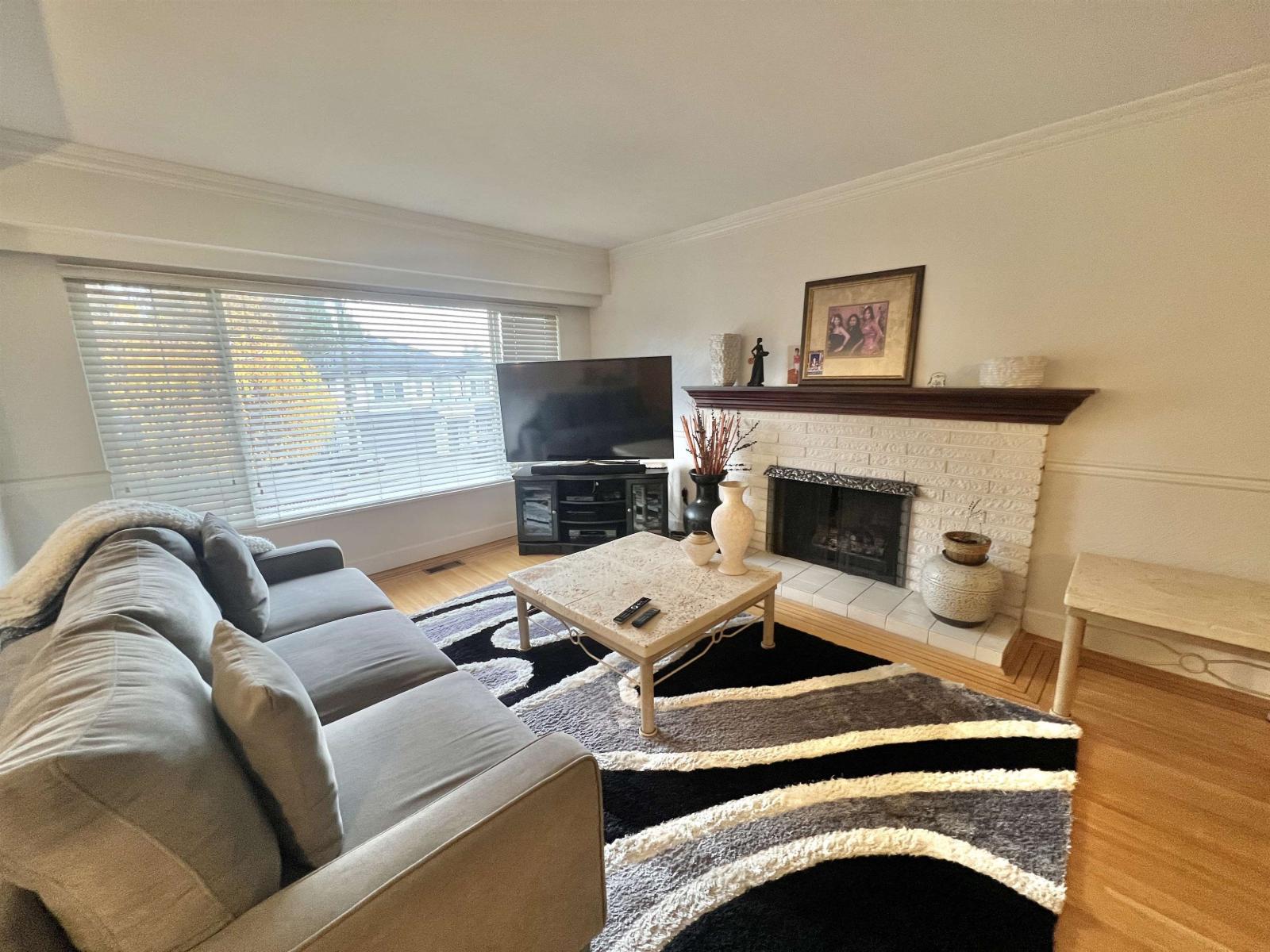 12542 Grove Crescent, Surrey, British Columbia  V3V 2L7 - Photo 4 - R3067259