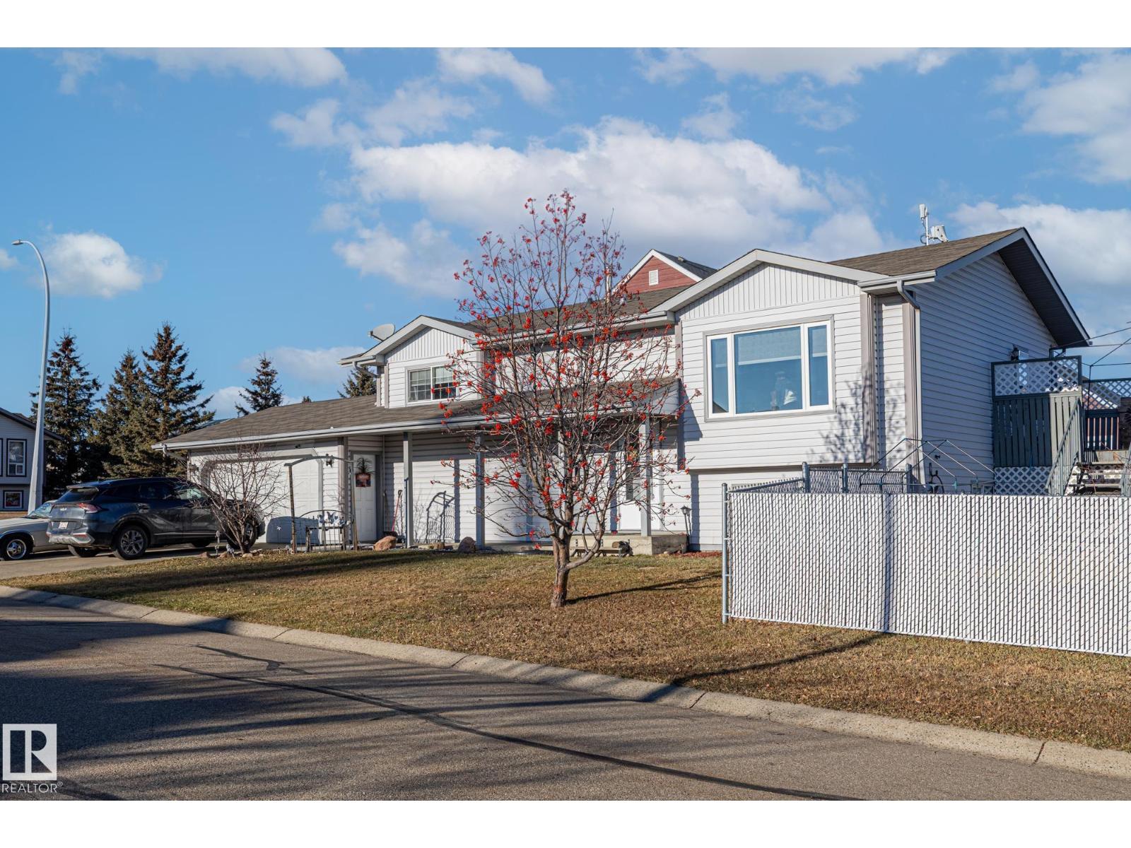 4701 49 ST, Legal, Alberta