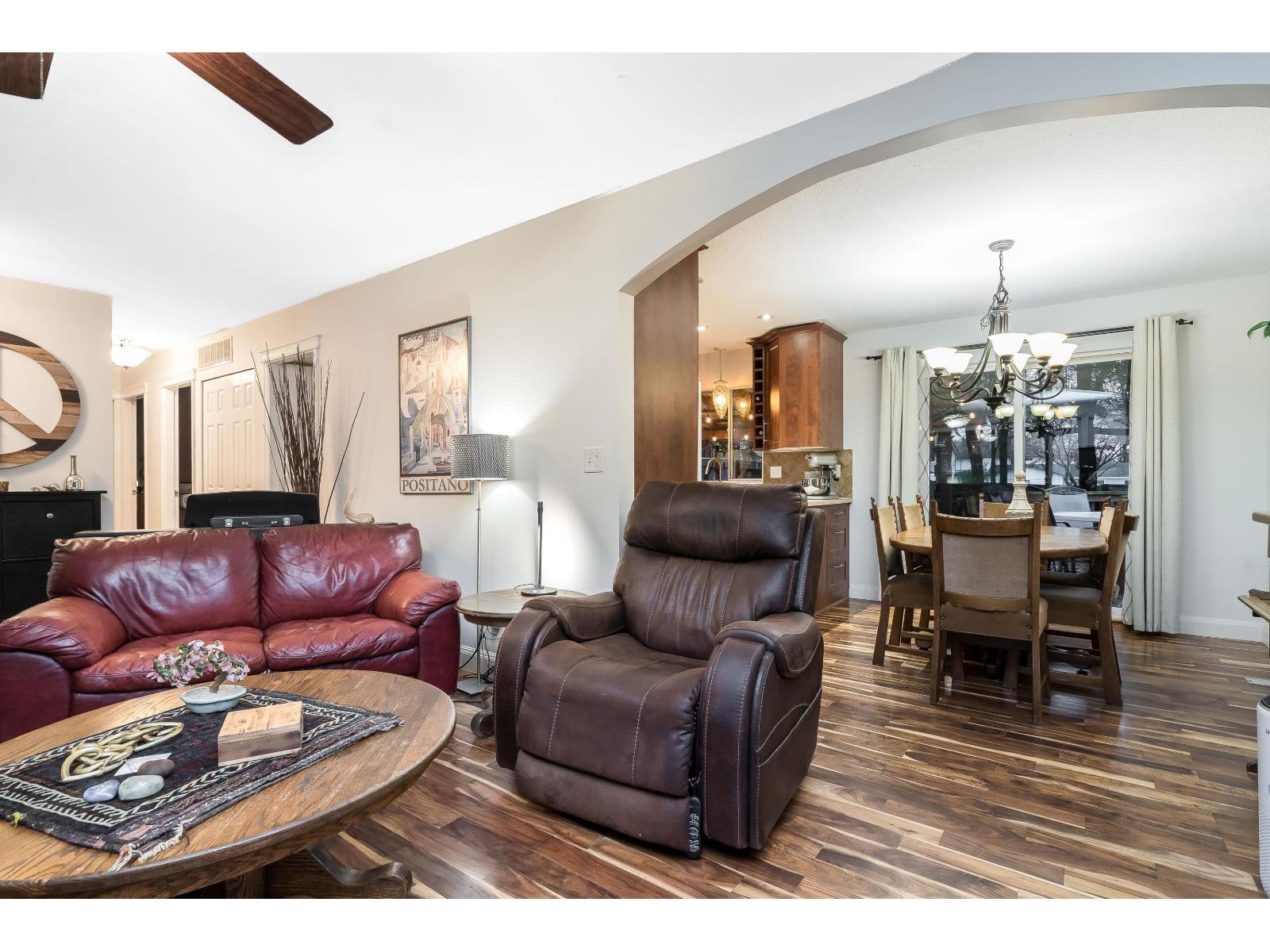 32306 Marshall Road, Abbotsford, British Columbia  V2T 1A4 - Photo 16 - R3066858