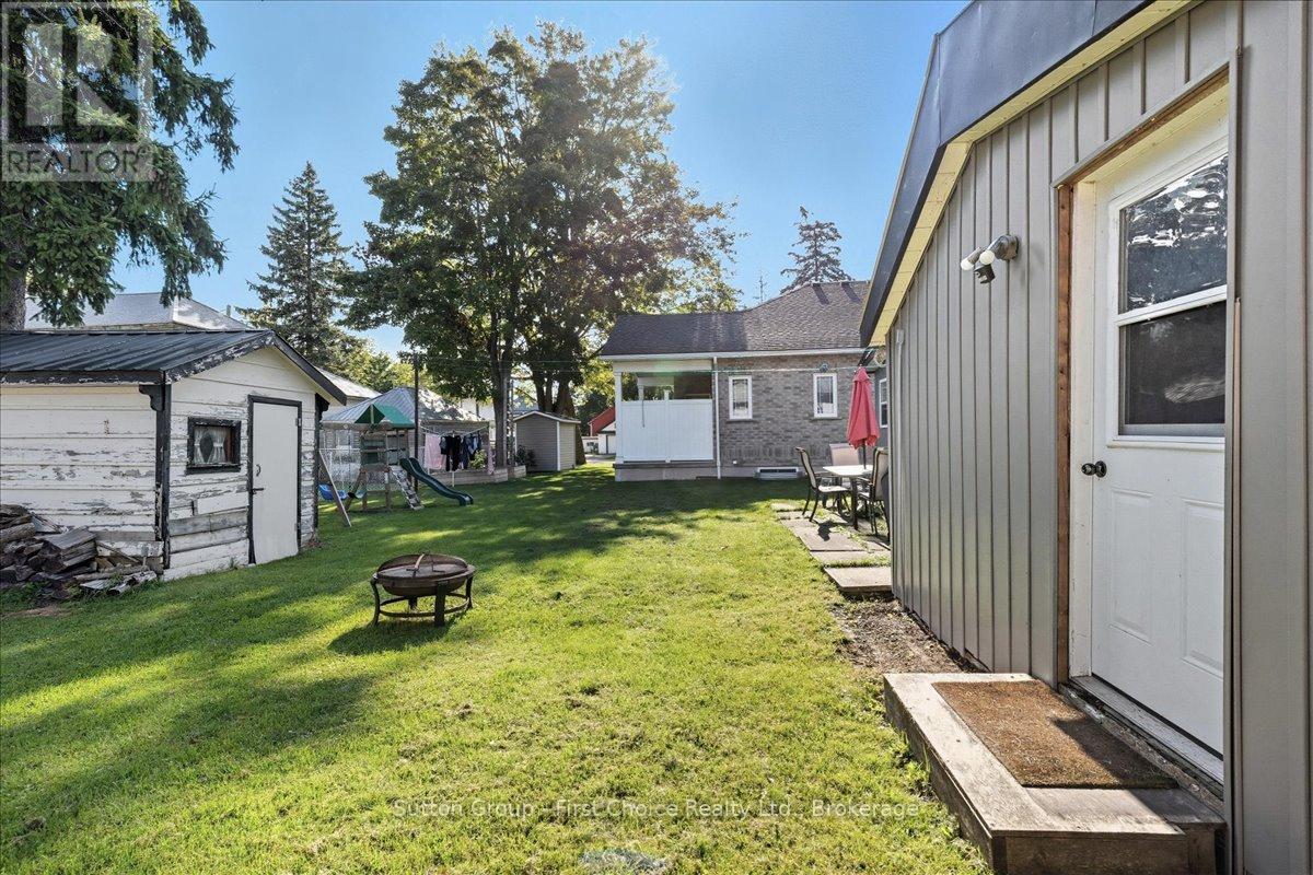 33 Victoria Street, West Perth, Ontario N0K 1N0 - Photo 33 - X12549022