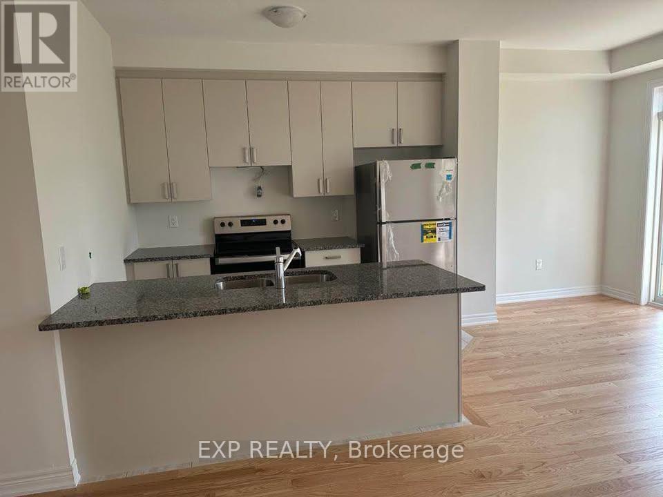 73 Air Dancer Crescent, Oshawa, Ontario  L1L 0V3 - Photo 3 - E12529666