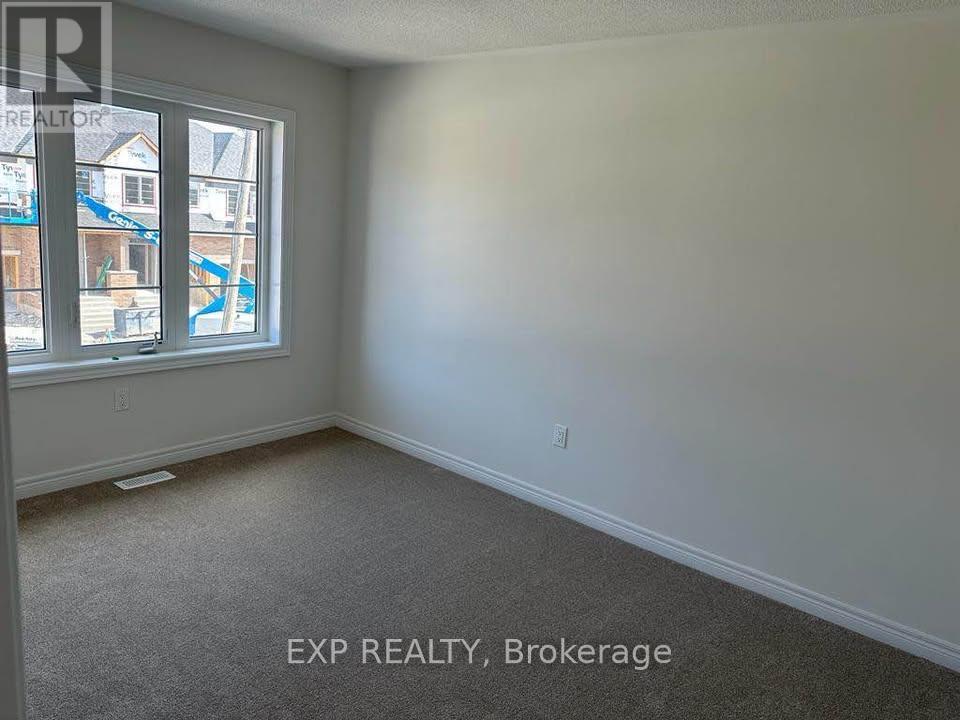 73 Air Dancer Crescent, Oshawa, Ontario  L1L 0V3 - Photo 6 - E12529666