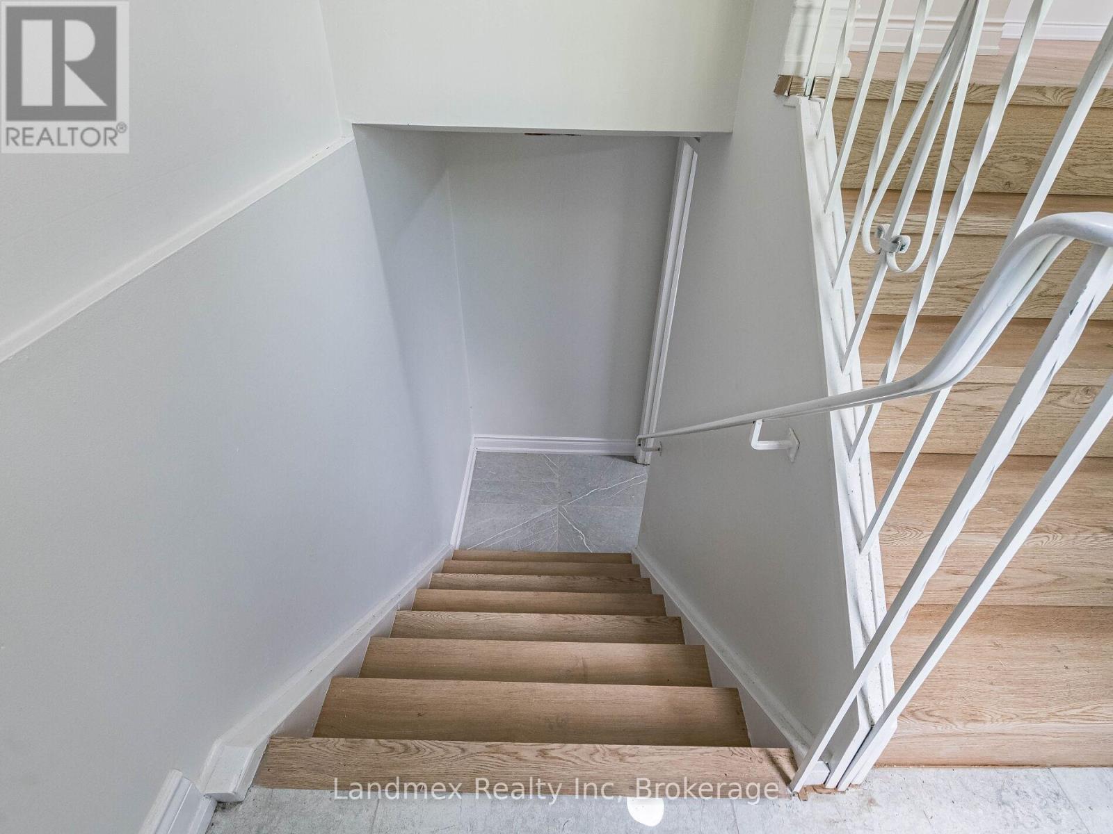 7738 Kittridge Drive, Mississauga, Ontario  L4T 3J6 - Photo 22 - W12549032