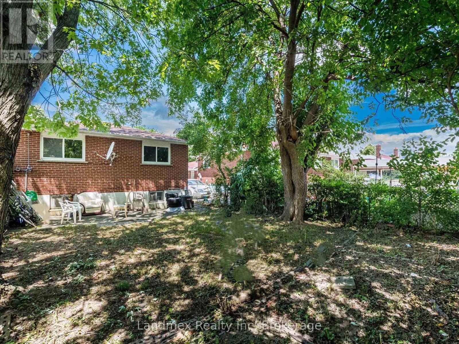 7738 Kittridge Drive, Mississauga, Ontario  L4T 3J6 - Photo 27 - W12549032