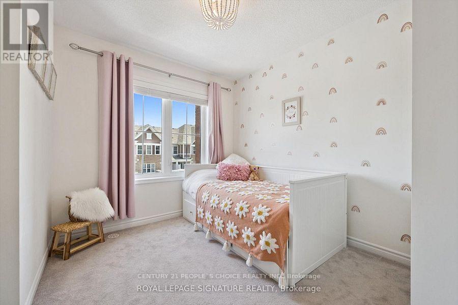 299 Casson Point, Milton, Ontario  L9E 0A4 - Photo 22 - W12549034