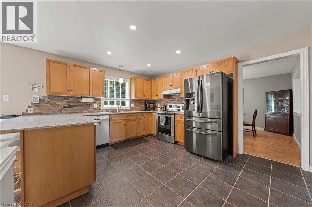 4 Irongate Drive, Paris, Ontario  N3L 4G4 - Photo 9 - 40788503