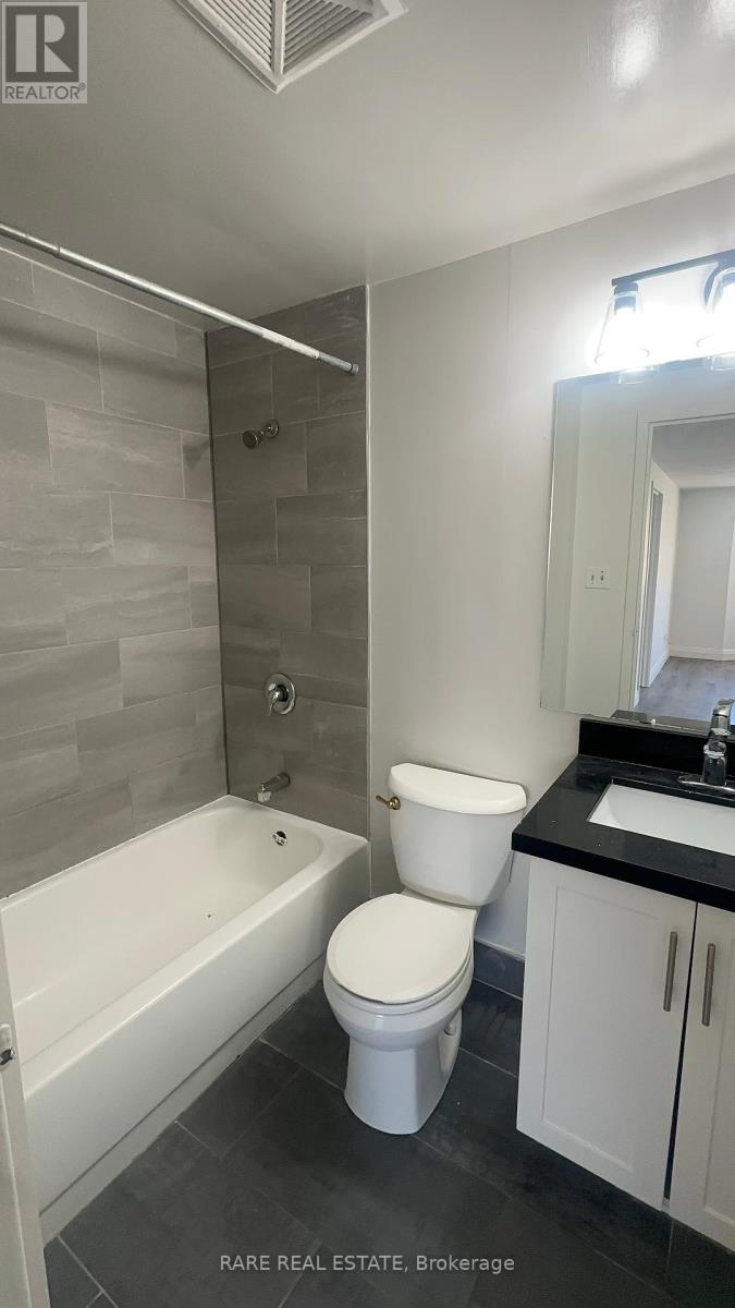 9 - 99 Bellevue Avenue, Toronto, Ontario  M5T 2N8 - Photo 6 - C12549042