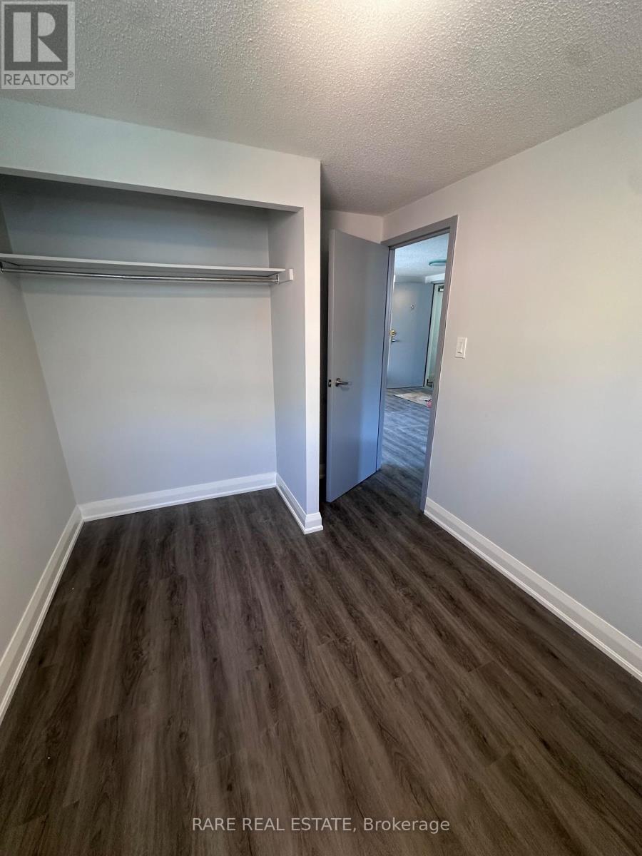 9 - 99 Bellevue Avenue, Toronto, Ontario  M5T 2N8 - Photo 8 - C12549042