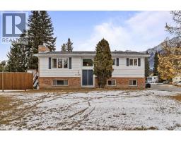 113 Larch Place Larch