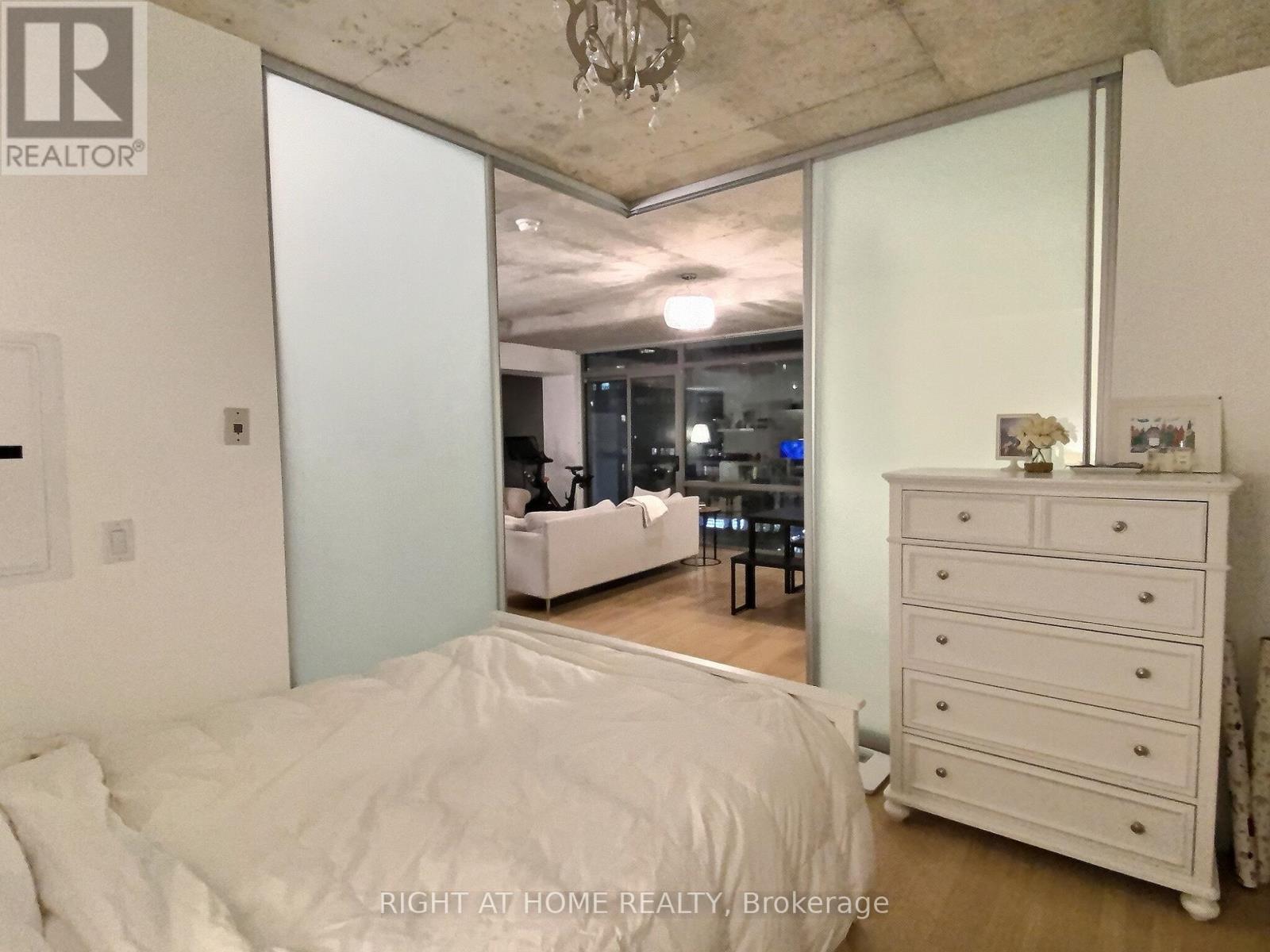 909 - 55 Stewart Street, Toronto, Ontario M5V 2V1 - Photo 11 - C12548680