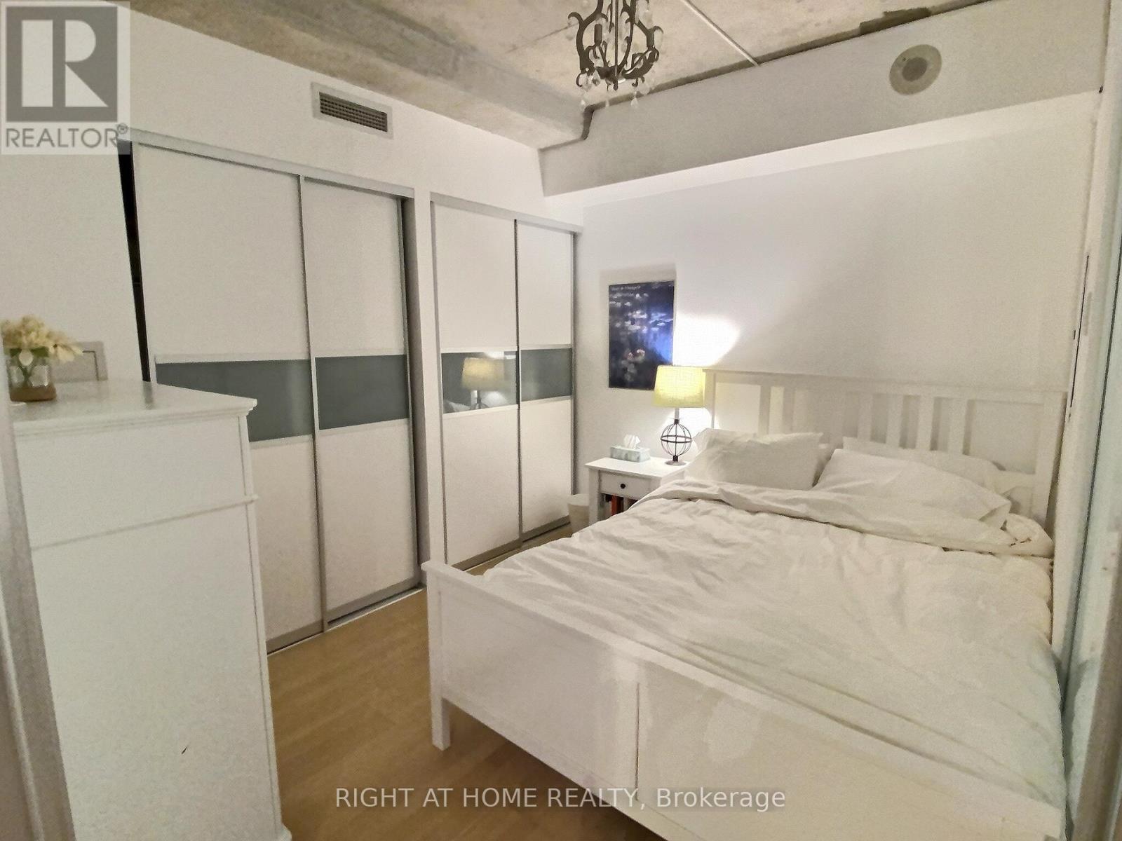 909 - 55 Stewart Street, Toronto, Ontario M5V 2V1 - Photo 12 - C12548680