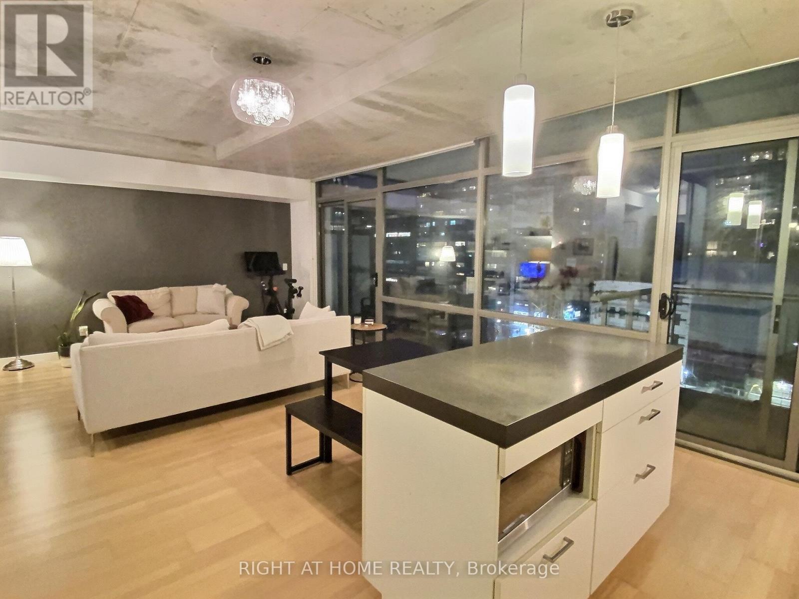 909 - 55 Stewart Street, Toronto, Ontario M5V 2V1 - Photo 6 - C12548680