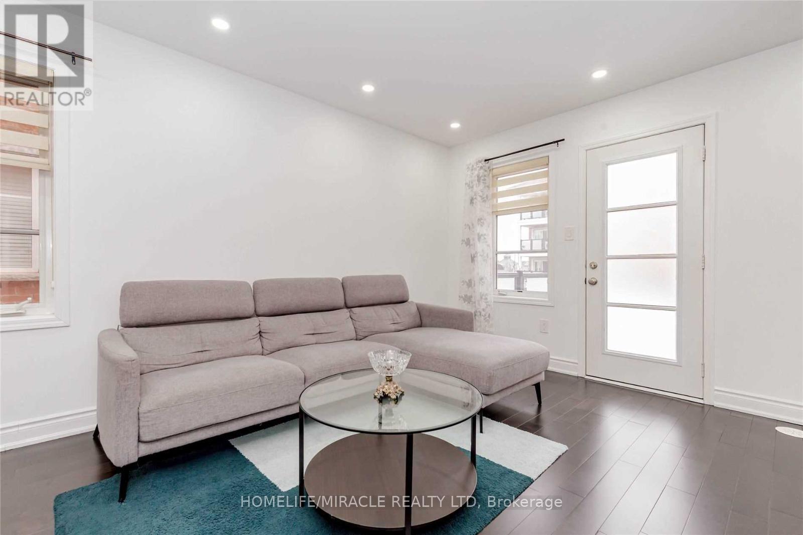 30 - 92 Baycliffe Crescent, Brampton, Ontario L7A 3Z3 - Photo 29 - W12549040