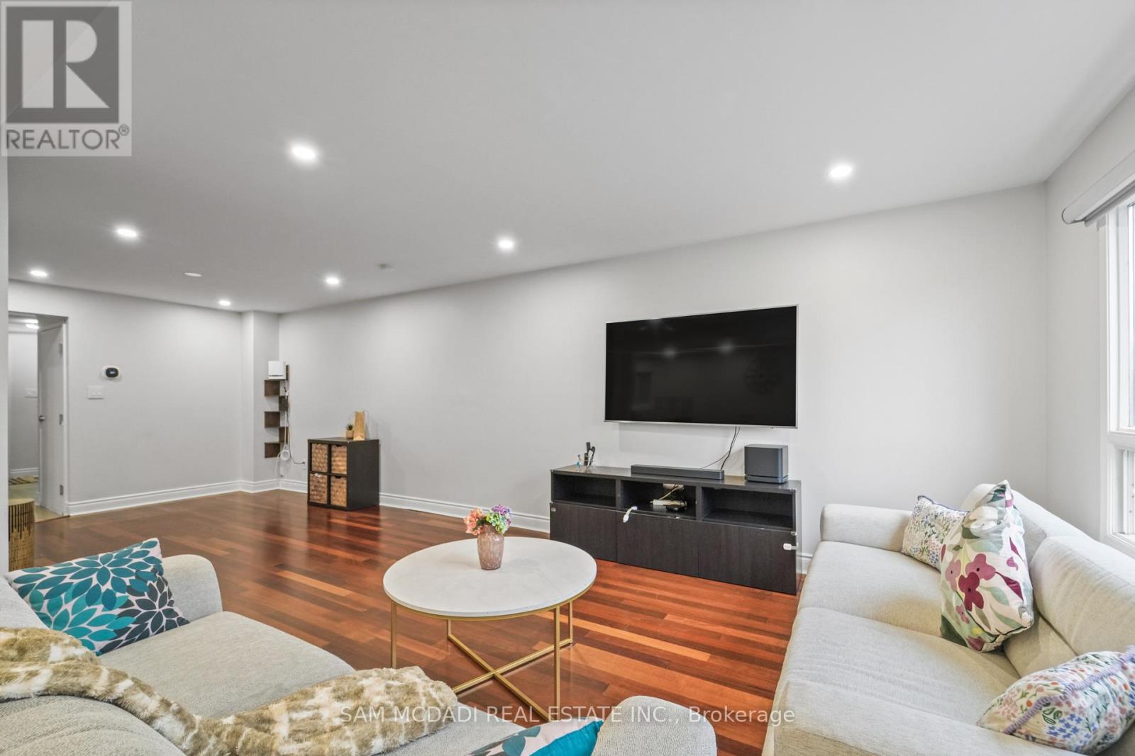 2988 Gulfstream Way, Mississauga, Ontario  L5N 6J8 - Photo 14 - W12549046