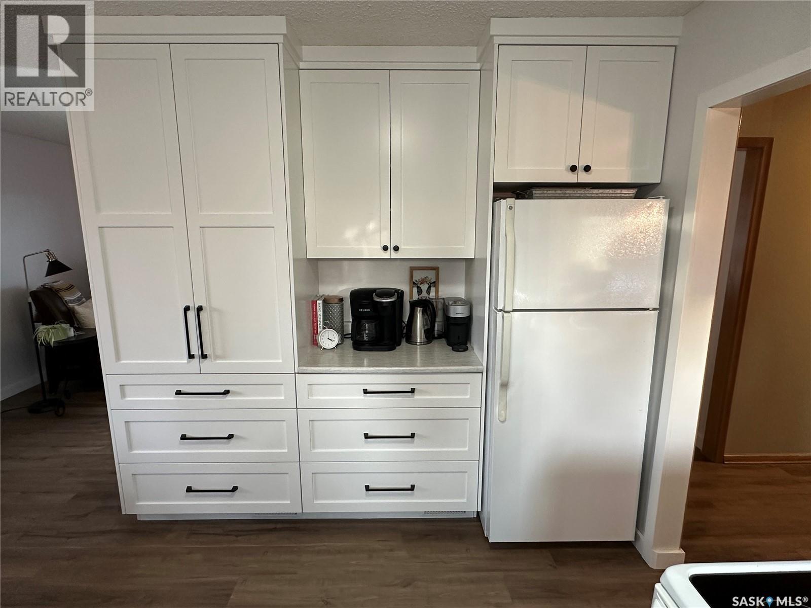 1019 8th Street, Rosthern, Saskatchewan  S0K 3R0 - Photo 4 - SK024011