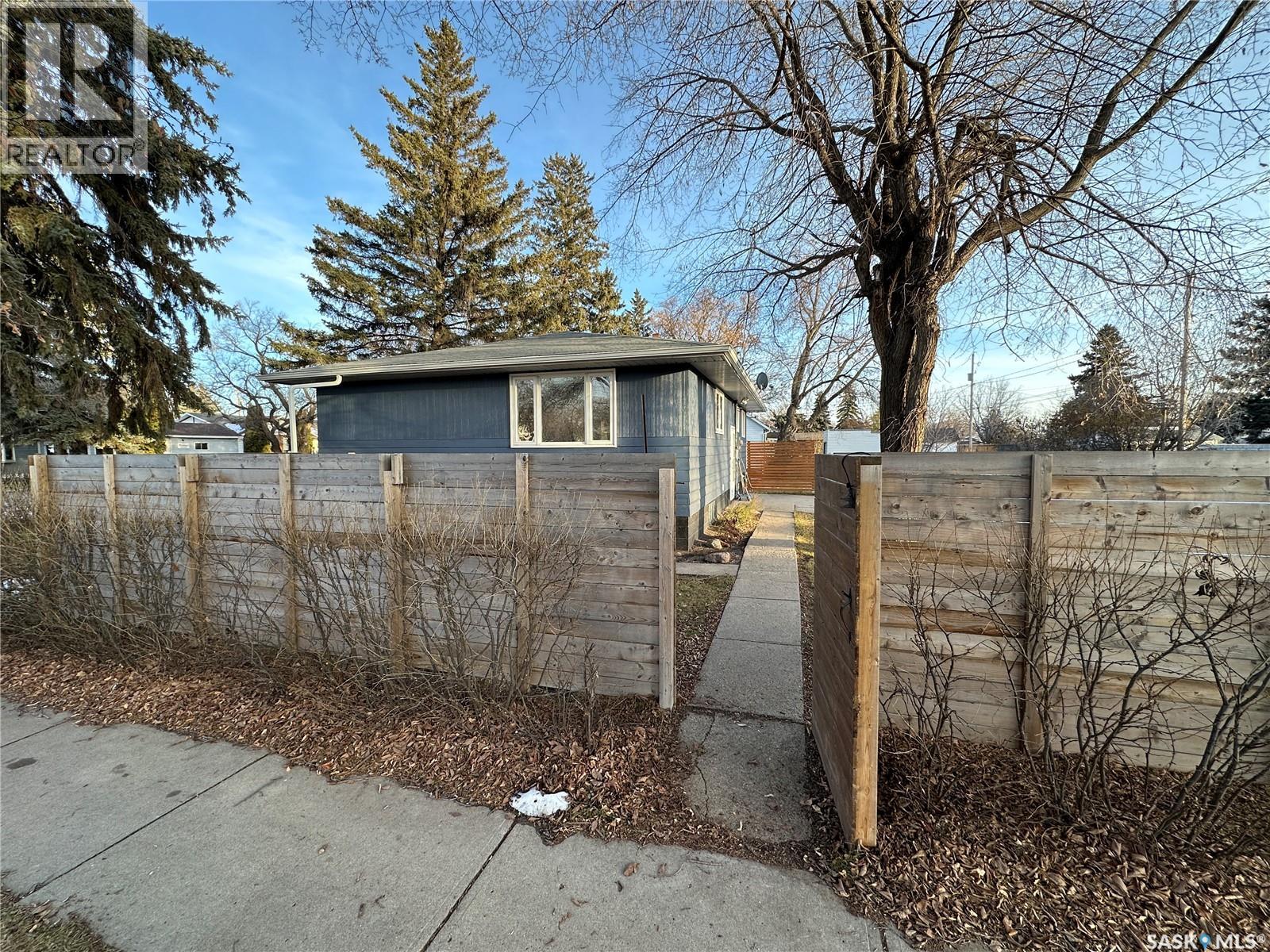 1019 8th Street, Rosthern, Saskatchewan  S0K 3R0 - Photo 40 - SK024011