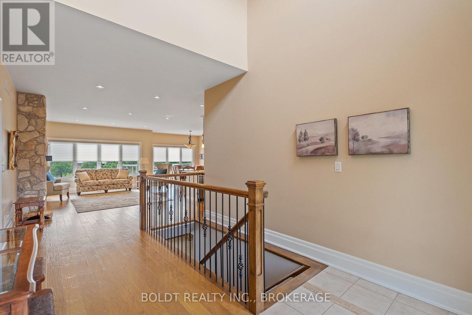 19 Red Haven Drive, Niagara-On-The-Lake, Ontario  L0S 1J0 - Photo 6 - X12549076