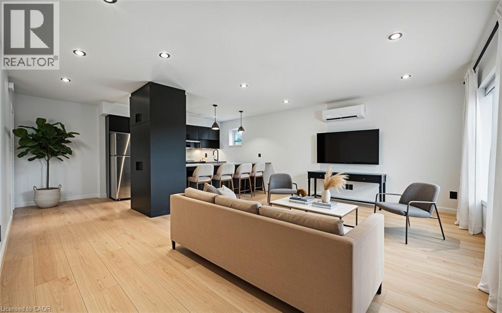 66 Union Street Unit# 5, Waterloo, Ontario  N2J 1B9 - Photo 1 - 40788508