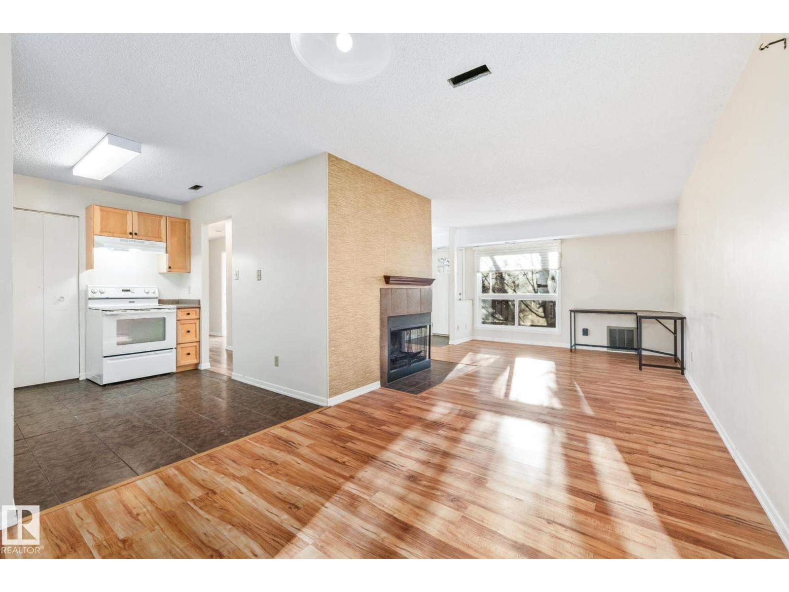 #136 70 Woodlands Rd, St. Albert, Alberta  T8N 5H4 - Photo 4 - E4465895