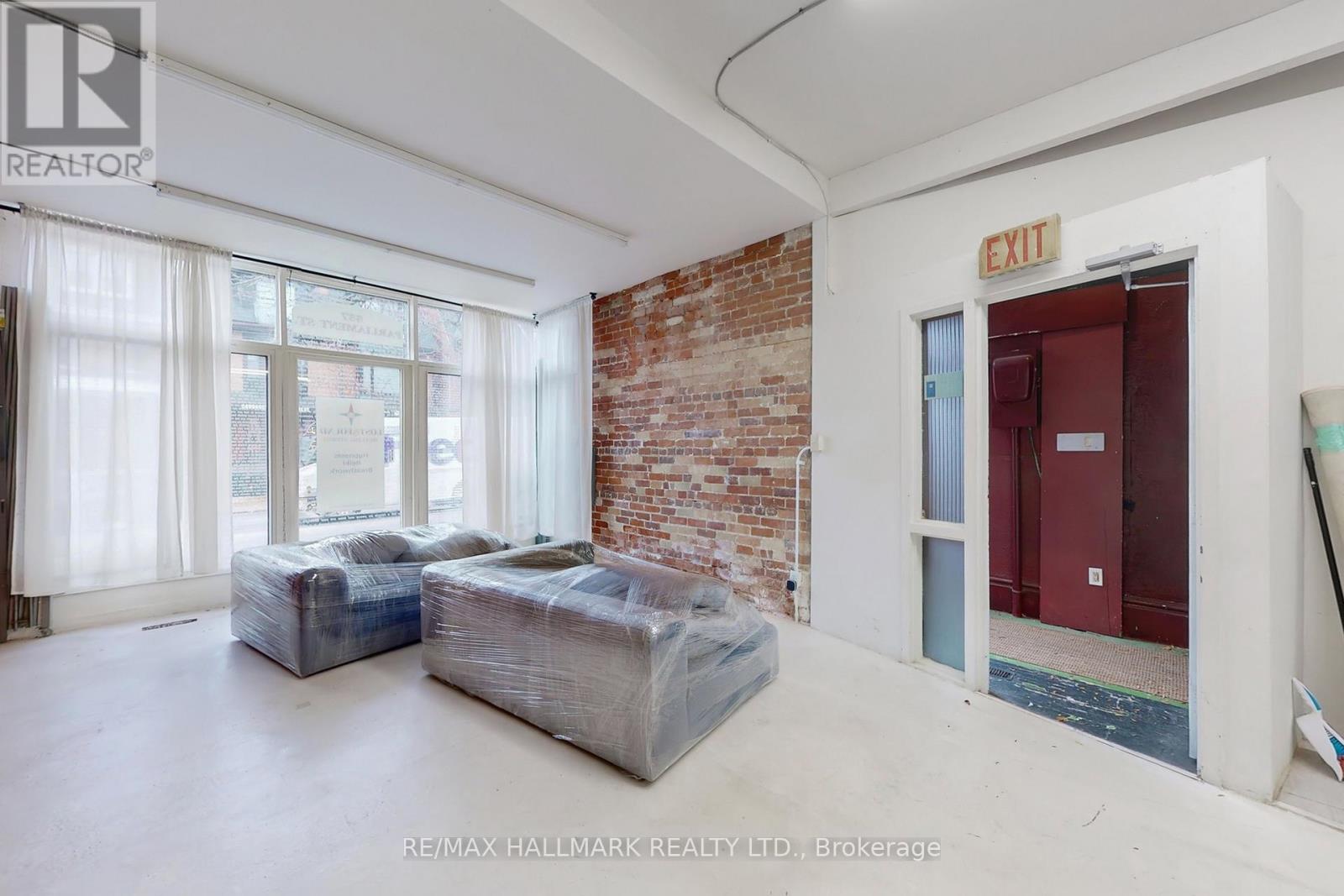 557 Parliament Street, Toronto, Ontario  M4X 1P7 - Photo 5 - C12549068