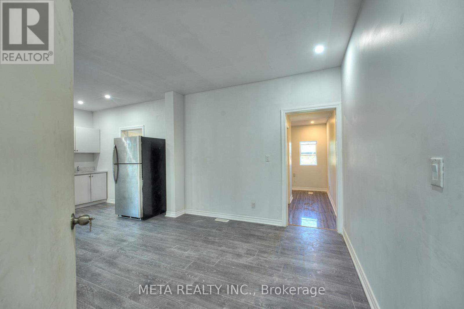 35 Duncombe Boulevard, Toronto, Ontario  M1M 3A4 - Photo 11 - E12549066