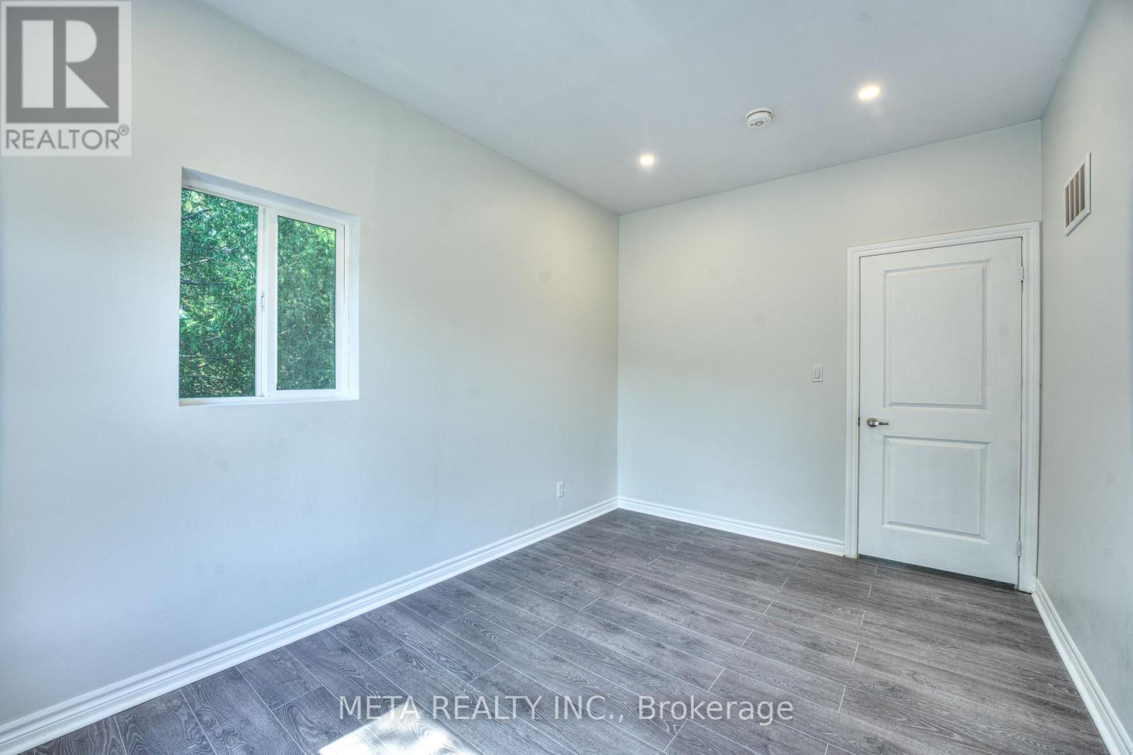 35 Duncombe Boulevard, Toronto, Ontario  M1M 3A4 - Photo 18 - E12549066