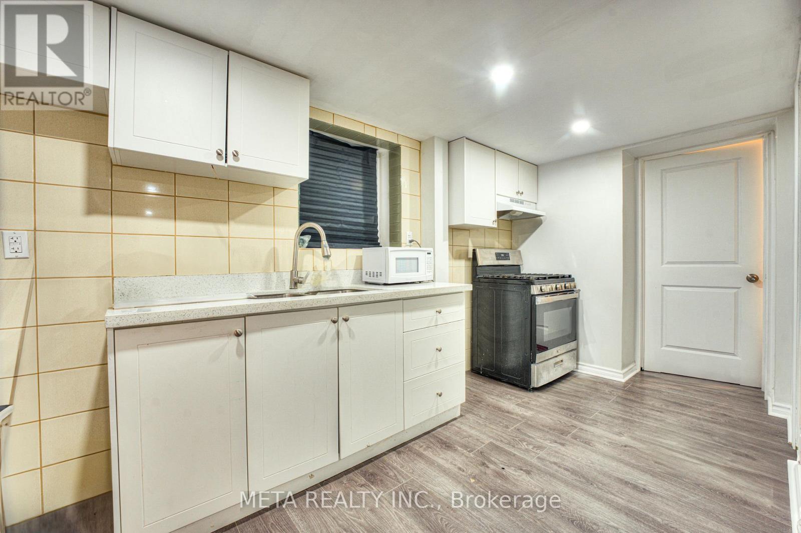 35 Duncombe Boulevard, Toronto, Ontario  M1M 3A4 - Photo 34 - E12549066