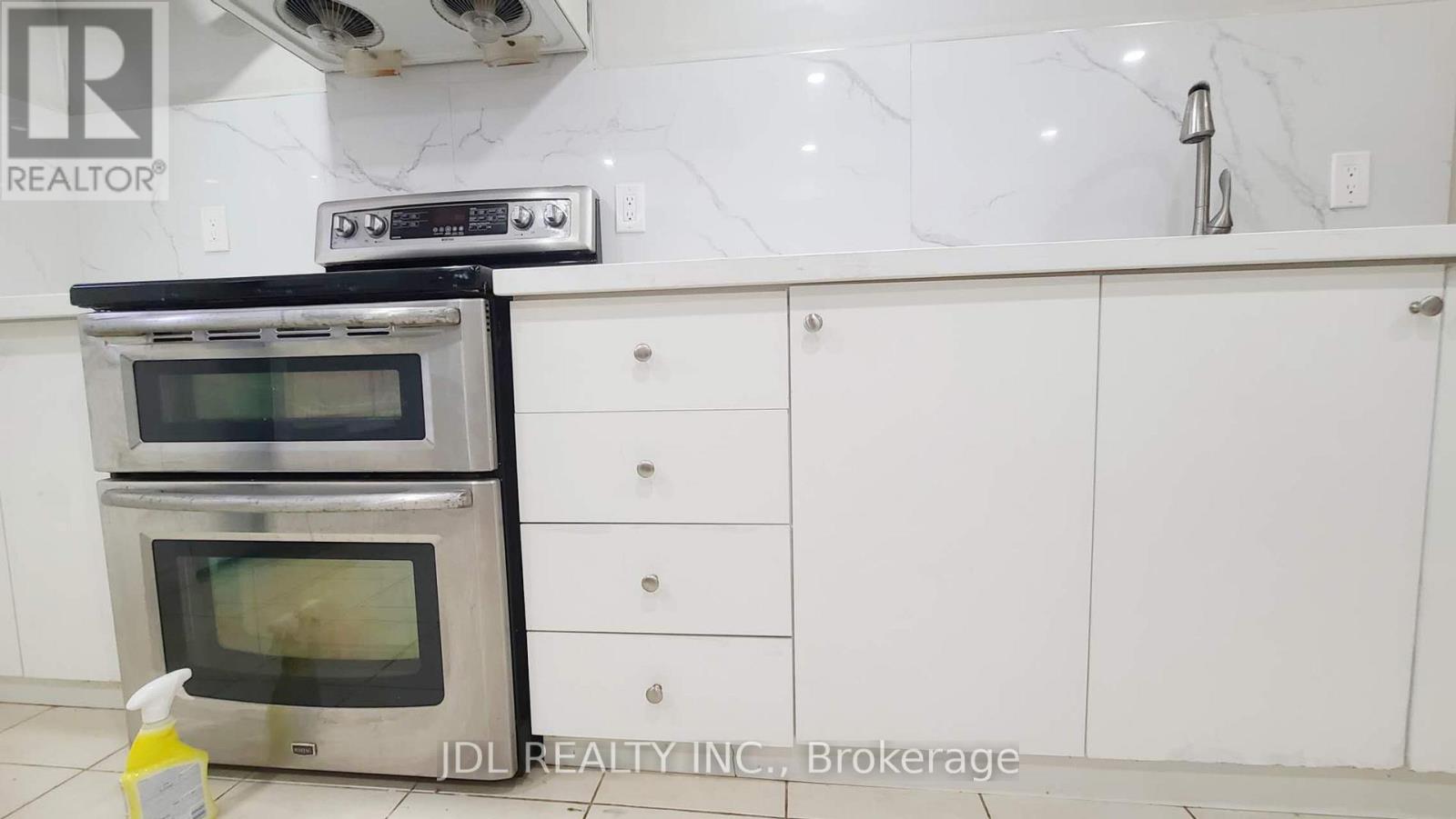 75 Mintwood Drive, Toronto, Ontario M2M 3A6 - Photo 14 - C12547810