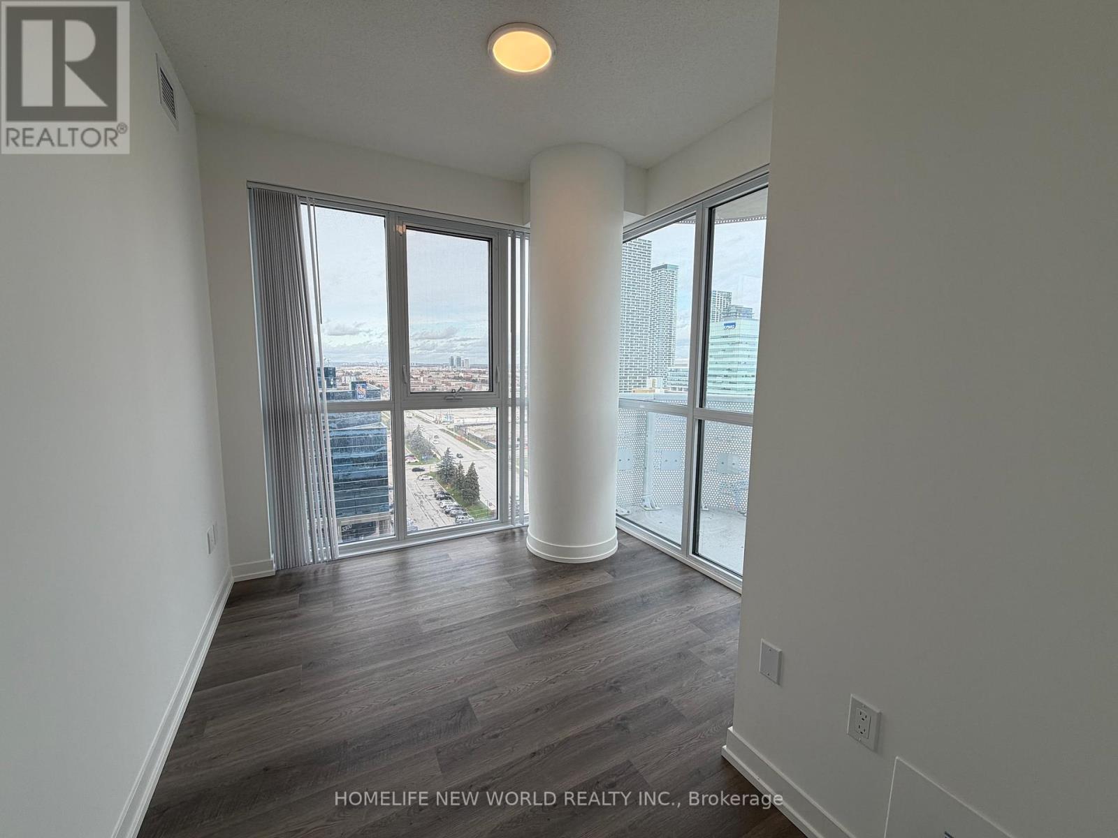 1506 - 8 Interchange Way, Vaughan, Ontario L4K 0R2 - Photo 11 - N12549070