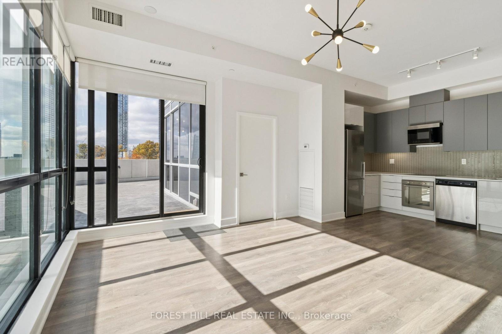 203 - 2916 Highway 7 Road, Vaughan, Ontario L4K 0K6 - Photo 7 - N12549078